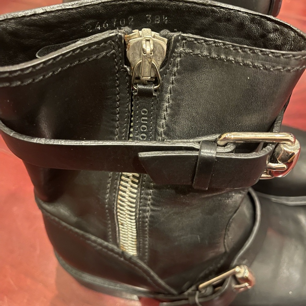 Gucci Black Leather Moto Boots with Buckle - Picture 5 of 9